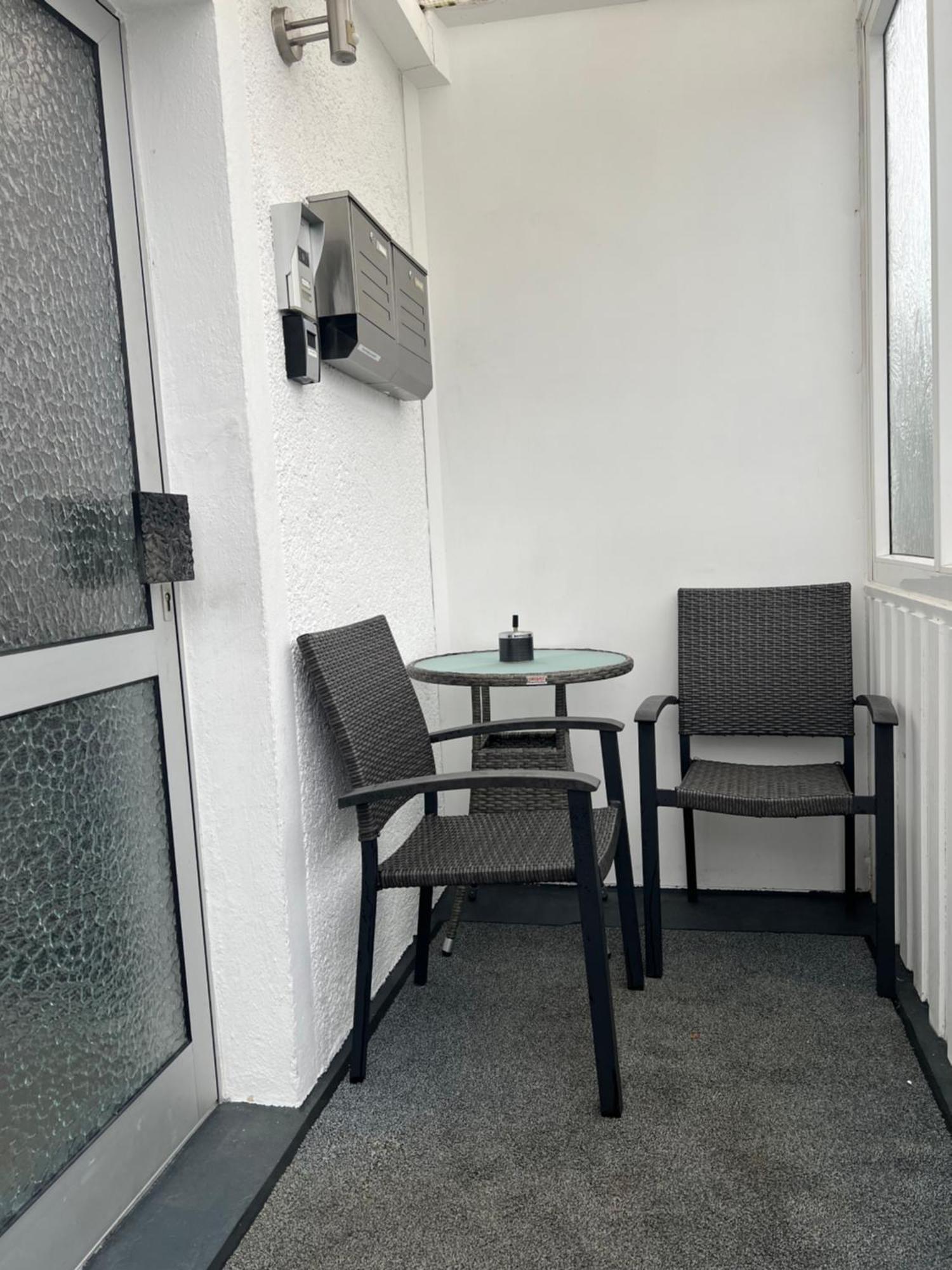 Moderne Helle 2,5 Zimmer Wohnung Mit Grossem Bad Und Kueche In 特罗辛根 外观 照片